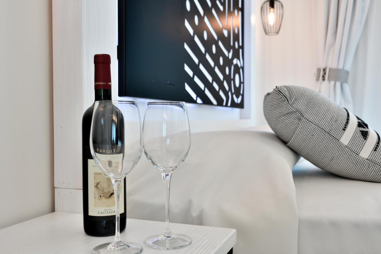 Cara A Bentu - Charming Rooms Tortoli Exterior photo