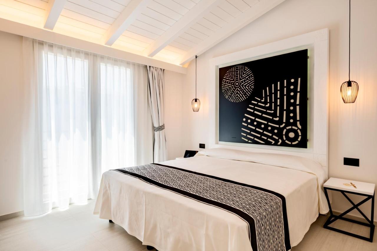 Cara A Bentu - Charming Rooms Tortoli Exterior photo